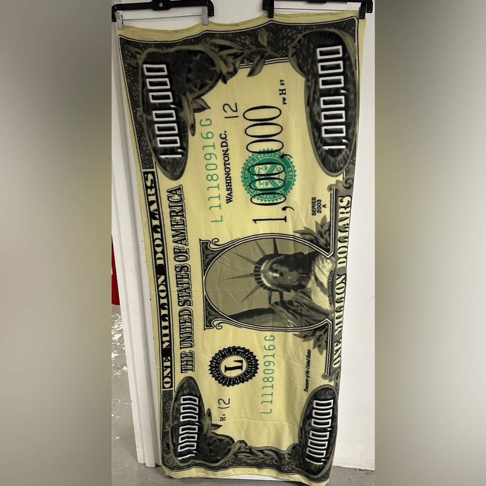 Million dollar fleece blanket in canvas tote complete with journal.
